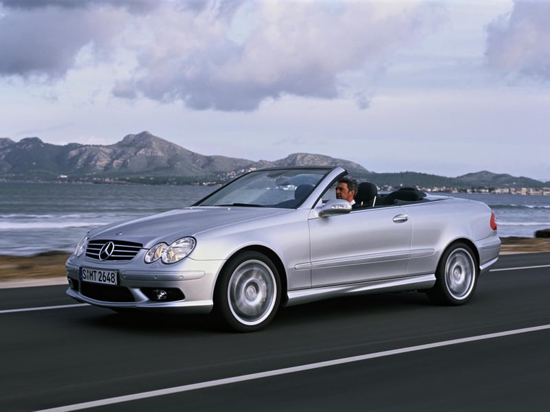 It seems that even in winter there’s a desire for something sleek and convertible and this large premium drop-top is fetching an average of £7,844 despite its advancing years