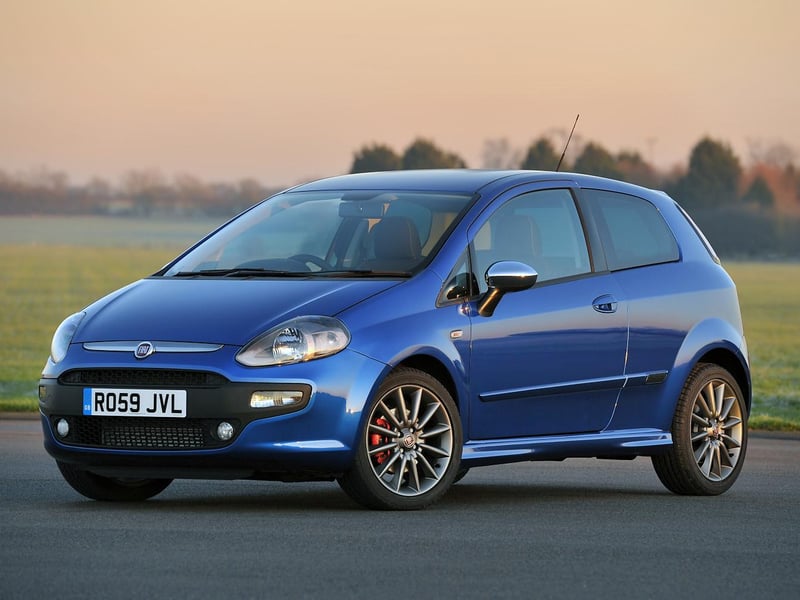Punto EVO was the shortlived post-facelift name for Fiat’s small family hatcback in the late Noughties. It wasn’t particularly well received at the time and with an average asking price of £2,518, it’s still not popular now.