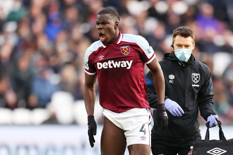 Kurt Zouma suffered an hamstring injury against Chelsea and could be sidelined for the remainder of the season.