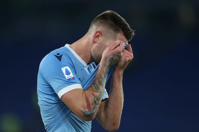 Man United are ‘moving with determination’ to sign Lazio midfielder Sergej Milinkovic-Savic. (Il Messaggero) (Photo by Paolo Bruno/Getty Images)