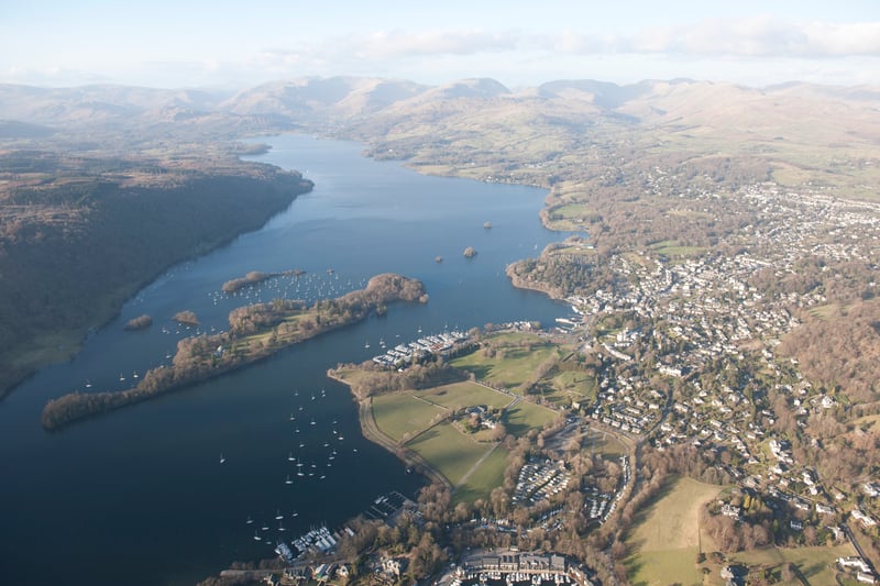 The top two most expensive streets are in Windermere, the Lake District: Old Hall Road (£2,508,000) followed by Newby Bridge Road
(£1,488,000).