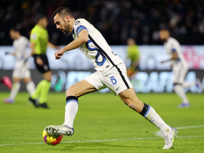 Tottenham, Newcastle and Barcelona have all opened talks to sign Inter Milan defender Stefan de Vrij. The Netherlands international is about to enter the last 18 months of his contract. (FC Inter News) (Photo by Francesco Pecoraro/Getty Images)