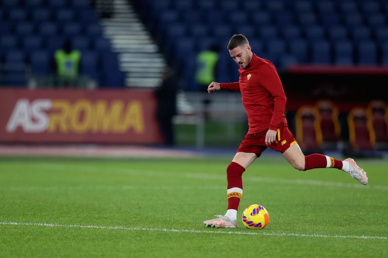 Newcastle United  are reportedly ‘preparing’ an offer for Roma midfielder Jordan Veretout. The France international is a regular under Jose Mourinho in Rome, starting 18 out of 19 Serie A games so far this season. (Foot Mercato) (Photo by FILIPPO MONTEFORTE/AFP via Getty Images)
