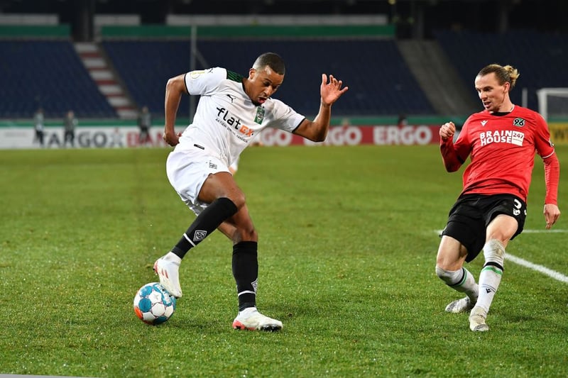 Newcastle United are reportedly preparing to lodge a transfer bid for French striker Alassane Plea in the next 24 hours. (Bild) (Photo by Stuart Franklin/Getty Images)
