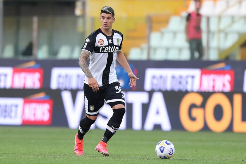 There’s a distinct South American flavour to the Toon Army in 2026, and Argentine defender Valenti’s presence only adds to that. Signs from Fiorentina in 2025. (Photo by Gabriele Maltinti/Getty Images)