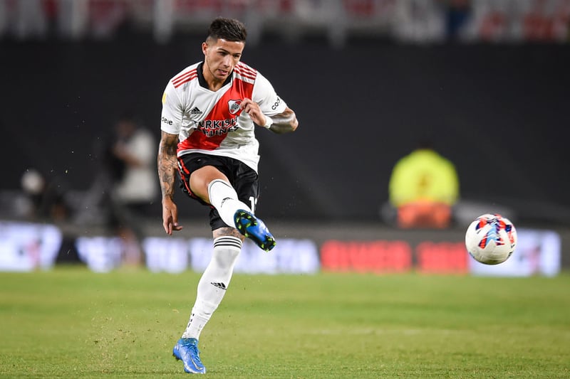 Arsenal are monitoring a potential move for River Plate midfielder Enzo Fernandez, who is also being tracked by Tottenham. (Fichajes) (Photo by Marcelo Endelli/Getty Images)
