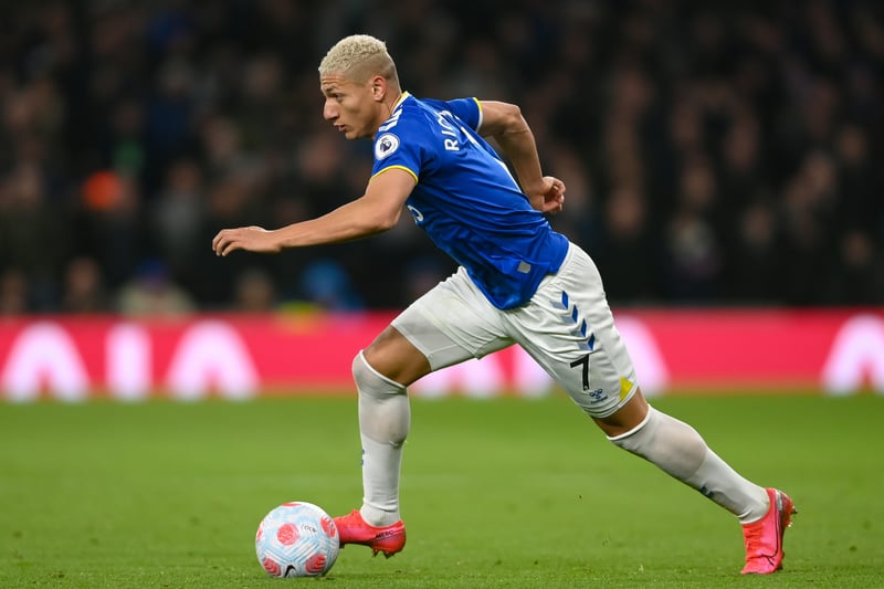 Dominic Calvert-Lewin may not be risked from the start even if he is available. Richarlison battled against Wolves but compiosure in front of goal needs to improve.