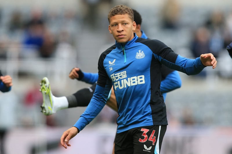 West Brom have been tipped to move again for Newcastle United striker Dwight Gayle in the summer. The out of favour striker has been linked with the Baggies for some time, and starred for the club previously on loan during the 2018/19 campaign. (Sunday Mirror)