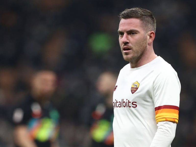 Newcastle United, Napoli and Marseille are ready to go head to head in the race to sign AS Roma midfielder Jordan Veretout in the summer. (Calciomercato)