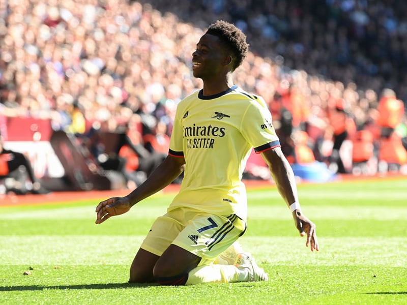 Arsenal are reportedly ready to quadruple Bukauo Saka’s salary as they look to tie down the academy graduate to a new deal. (The Sun)