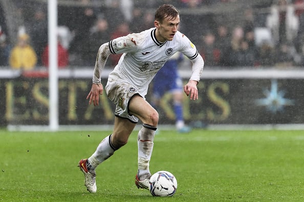 Crystal Palace are close to landing the midfielder from Swansea City (Football.London). 