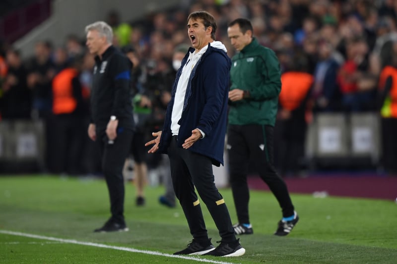 Manchester United are considering Sevilla’s Spanish boss Julen Lopetegui in their search for a permanent successor to Ralf Rangnick (Marca)