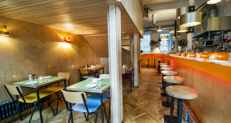 This trendy, vegetarian and vegan restaurant offers a modern, plant-based dining experience in the city center of Glasgow. The menu focuses on fresh, locally sourced ingredients, with creative and flavorful dishes that cater to both vegetarians and vegans alike.
