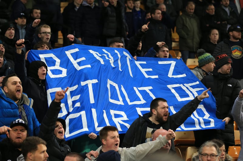 Tensions hit breaking point in Everton’s 2-1 defeat at Norwich with the majority calling for Benitez to leave. 