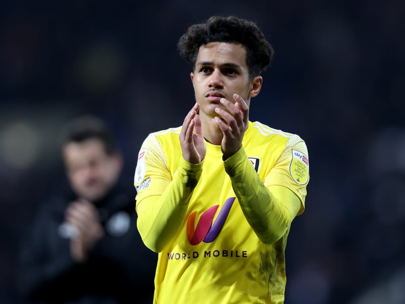 Fulham’s Fabio Carvalho has spoken about speculation linking him with a move to Liverpool this summer, admitting that it has affected him in recent months (Metro)