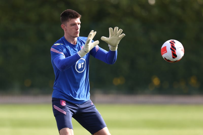 Fulham are reportedly eyeing a move for Burnley's Nick Pope if they get promoted to the Premier League. The Clarets are thought to be open to selling for around £20 million, though it could decrease if they get relegated. (The Sun)
