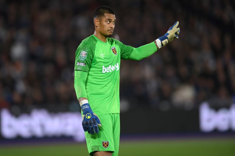 West Ham’s hopes of re-signing goalkeeper Alphonse Areola next season may be scuppered by interest from former club Fulham (90min)