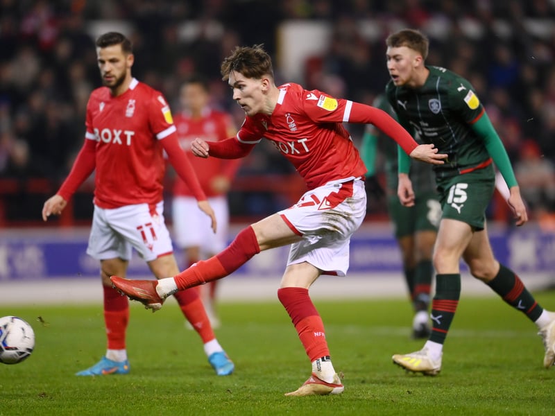Manchester United could consider letting Nottingham Forest loanee James Garner leave on a permanent deal in the summer (Nottingham Post)