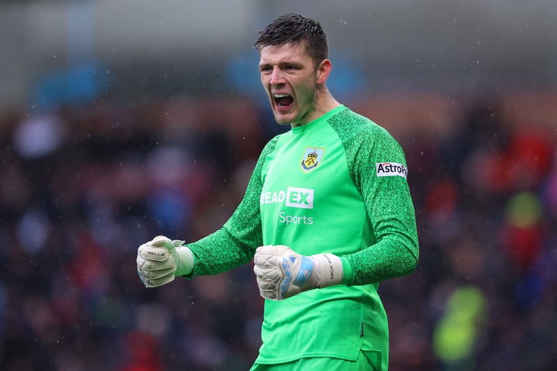 Fulham’s apparent interest in Burnley goalkeeper Nick Pope is said to be at an early stage, with suggestions they’re already plotting a £20m move thought to be wide of the mark. It’s been claimed that he is more likely merely “just a player they’re keeping an eye on” (Football League World)