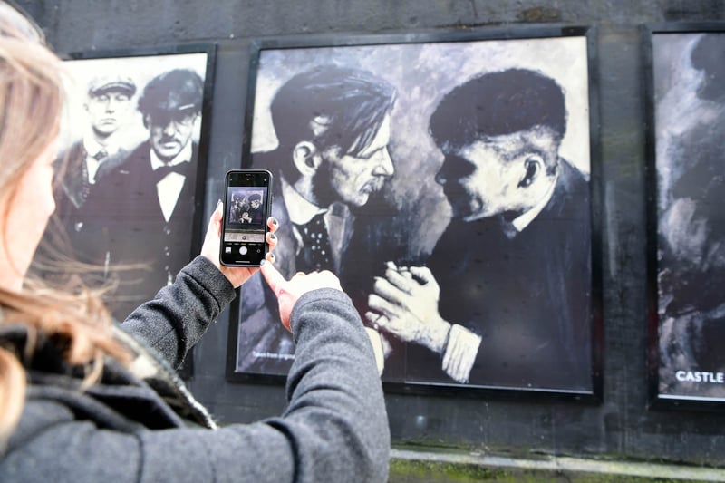 Created by Birmingham born and bred artist Jon Jones represented by Castle Fine Art, oil paintings of all the main stars of the smash hit drama including Cillian's Tommy Shelby, as well as Aunt Polly (played by the late Helen McCrory) are on display in Hill Street in the city centre outside New Street station