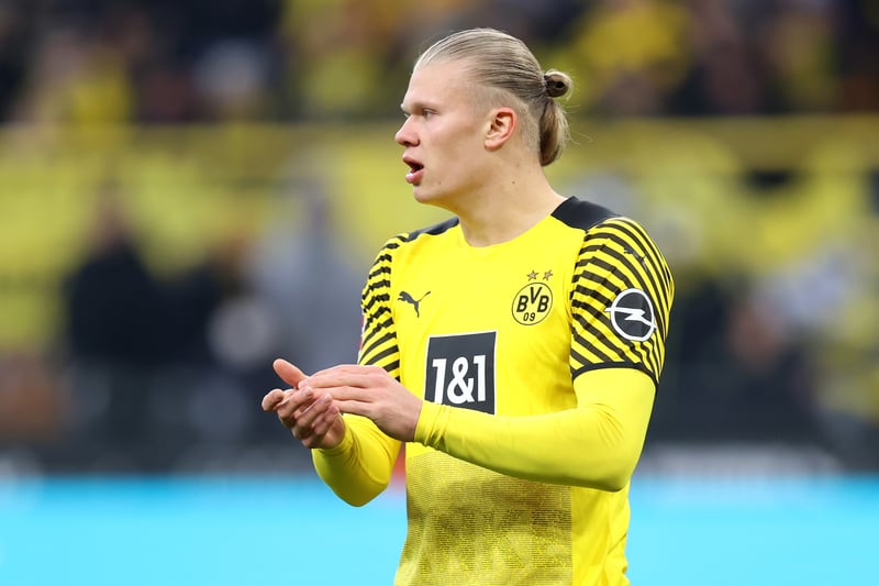 Borussia Dortmund striker Erling Braut Haaland will decide by the end of April if he will join Real Madrid, Barcelona or Manchester City this summer (Fichajes)