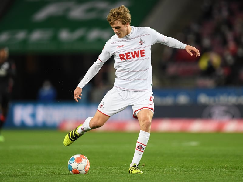 Leeds United are among a host of Premier League sides targeting FC Koln centre-back Timo Hubers this summer. The German's contract expires next summer and could be available for just £6 million. (Mail Online)