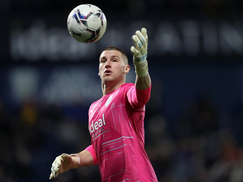 West Brom goalkeeper Sam Johnstone has told friends he is keen to join Tottenham this summer with his contract set to expire (Football Insider)