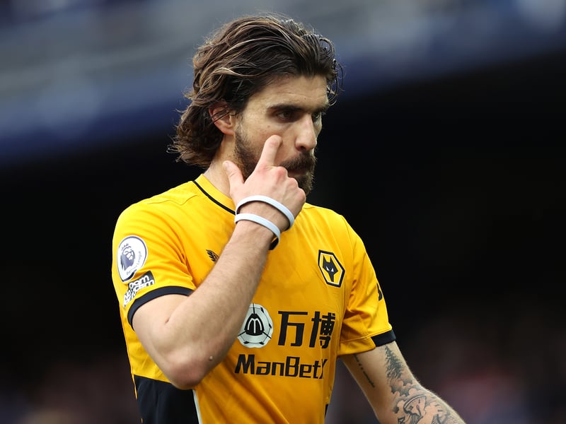Ruben Neves could reportedly be set for a move to Barcelona this summer. The midfielder is looking increasingy likely to leave Wolves, with a number of clubs interested. (The Athletic)
