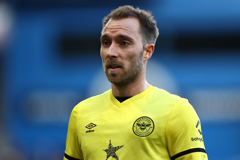 Tottenham Hotspur are reportedly eager to re-sign Brentford midfielder Christian Eriksen this summer, however Manchester United are also interested. The 30-year-old is out of contract at the end of the season after impressing for the Bees in his brief spell. (Daily Mail)