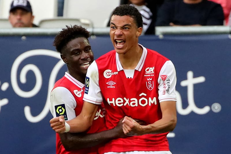 Newcastle United have made Stade Reims striker Hugo Ekitike their number one target this summer and believe they are in pole position to sign him. A deal could be struck for around £25m, with West Ham also keen. (Football Insider)