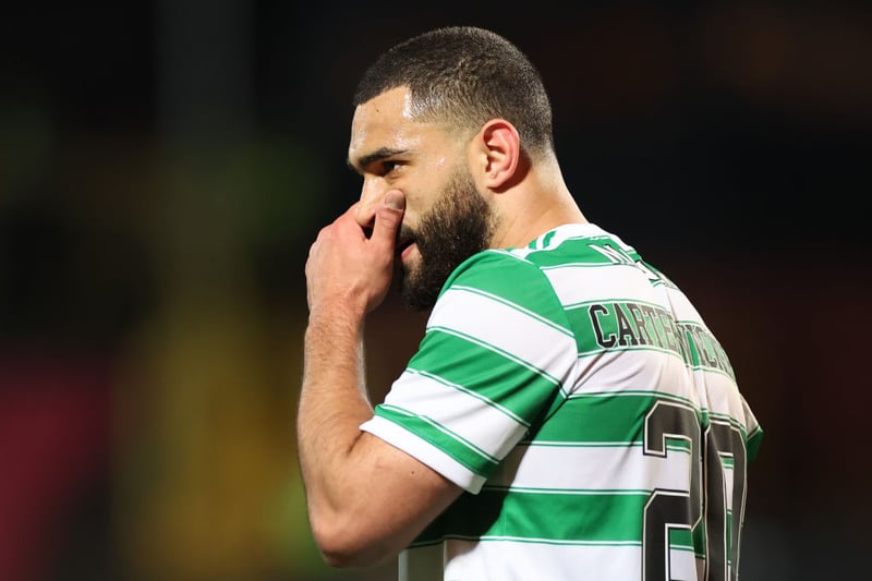 Burnley have joined the race to sign Tottenham defender Cameron Carter-Vickers, but talks over a permanent deal with Celtic are progressing well. (Daily Record)