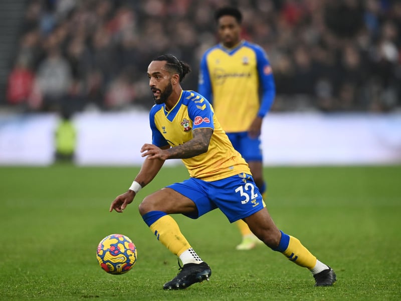 Southampton are reportedly “open to offers” for out-of-contract trio Theo Walcott, Moussa Djenepo and Nathan Redmond ahead of the summer transfer window. (The Athletic)