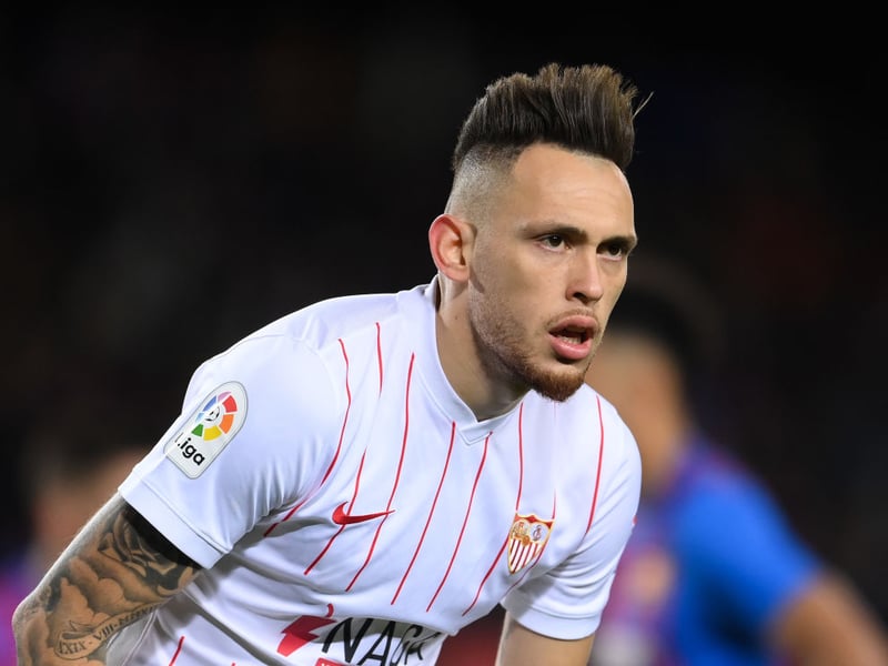 West Ham will have to pay up to £66.7m to sign Lucas Ocampos from Sevilla. (Estadio Deportivo)