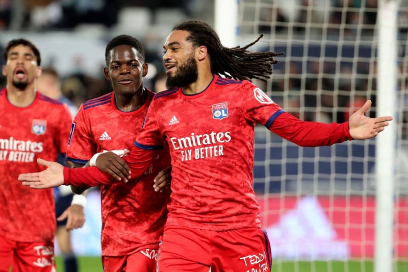 Lyon defender Jason Denayer has reportedly decided to leave the French giants this summer, with Newcastle United favourites to sign the centre-back. (L’Equipe)