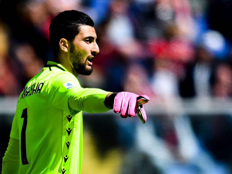 Newcastle United are in the mix to sign Lazio goalkeeper Thomas Strakosha on a free, though he’ll only join if he is guaranteed the number one jersey on Tyneside.  (La Lazio Siamo Noi)