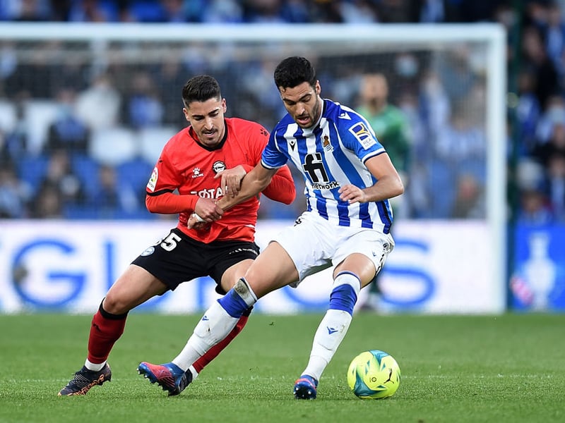 Manchester City are reportedly ready to activate the £50m release clause for Real Sociedad star Mikel Merino, who was once on the books at Newcastle United. (El Confidencial)