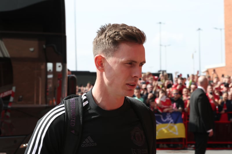 Bournemouth and Middlesbrough have joined the likes of Fulham, West Ham United and Newcastle United in the race to sign Manchester United keeper Dean Henderson (The Sun)
