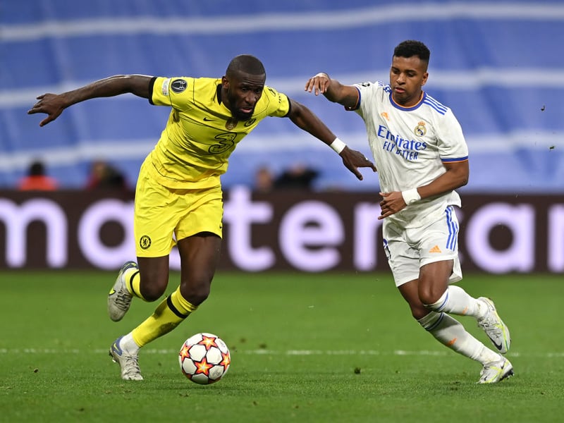 Real Madrid are assessing the possibility of signing Chelsea defender Antonio Rudiger on a free transfer. (ESPN)
