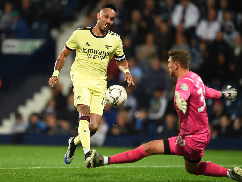 West Brom keeper Alex Palmer, previously on loan at Luton Town, is one of the players being considered by the Hatters for an emergency loan deal (Luton Today)