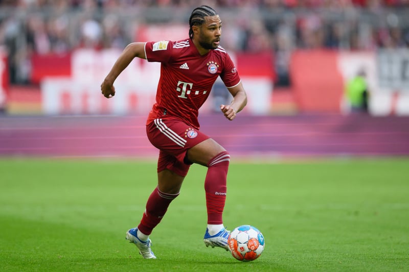 Antonio Conte wants Tottenham Hotspur to take advantage of Serge Gnabry’s contract stand-off with Bayern Munich by tabling an offer for the ex-Arsenal man. (Star)