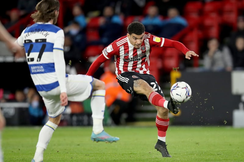 Wolves manager Bruno Lage has once again hinted at a summer return to Molineux for Sheffield United loanee Morgan Gibbs-White (Yorkshire Live)