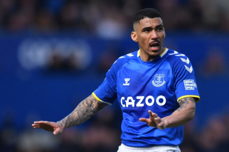 Corriere Dello Sport claimed that Lazio are interested in the midfielder, although Allan has said he thinks he will stay with Everton. 