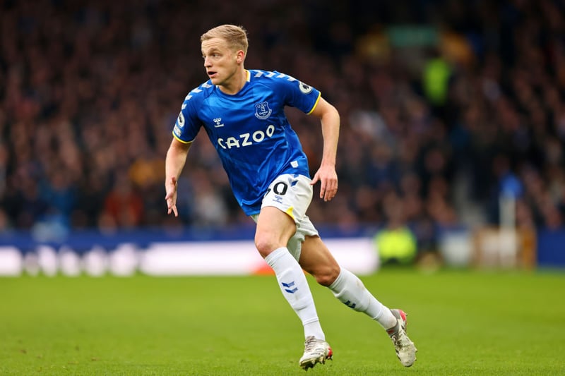 The Man Utd loanee has been absent for the previous four games with a groin issue. Lampard was hopeful last week, though, that van de Beek could return to the squad against either Brentford or Palace. After Brentford, Lampard revealed there was a possibility van de Beek could in involved against Palace.