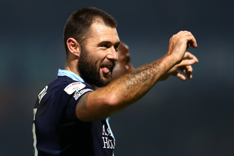 Former QPR, West Brom and Burnley striker Charlie Austin is in talks with Australian A-League side Brisbane Roar over a summer switch (Daily Mail)