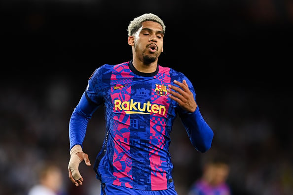 Araujo is one of a number of centre-backs that United have been linked with this year. The Red Devils have reportedly offered the Barcelona defender a £8.4m a year contract to move to England.