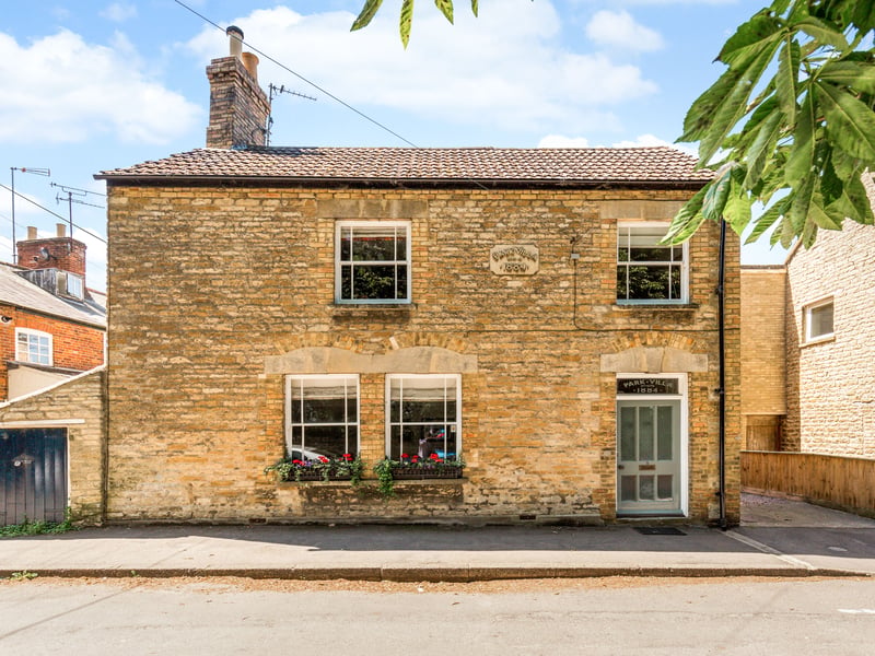 An unlisted detached period house in central Stamford has gone on the market.