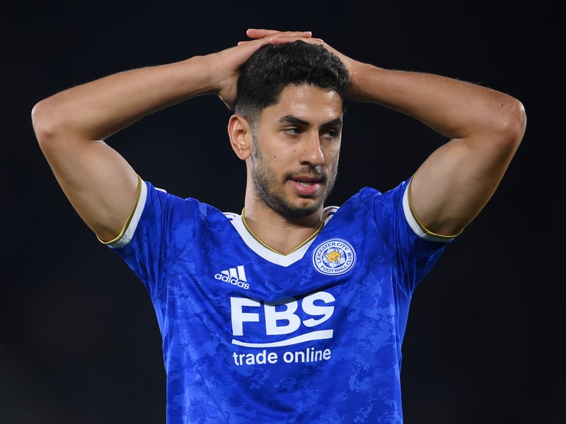 Leicester City are ready to offload Ayoze Perez this summer with the 28-year-old thought to be open to a return to Newcastle. The Foxes signed Perez for £30m from United in 2019. (Daily Mail)