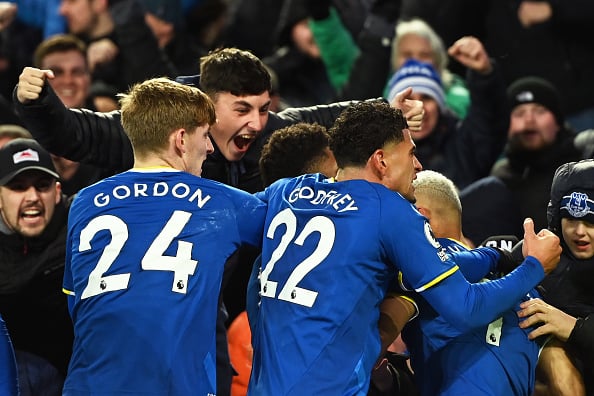 Tottenham Hotspur are reportedly eyeing a swoop for Everton's Richarlison, Ben Godfrey and Anthony Gordon. The trio have a total market value of around £80m. (The Telegraph)