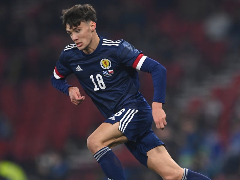 Arsenal are preparing for further talks over a deal for Bologna full-back Aaron Hickey this week with the Serie A club's CEO set to attend tomorrow's North London derby. (football.london)