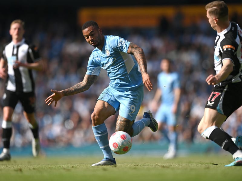 Arsenal have lodged an opening offer of £42m for Man City forward Gabriel Jesus. (Goal)